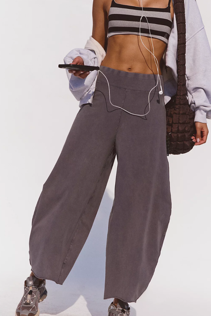 Free People Movement: Hot Shot Easy Pant - Vintage Black-4- Bottoms-Free People Movement-Usher & Co - Women's Boutique Located in Atoka, OK and Durant, OK