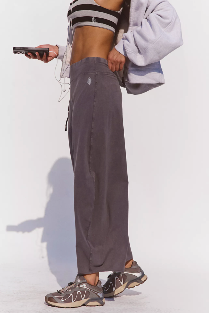 Free People Movement: Hot Shot Easy Pant - Vintage Black-4- Bottoms-Free People Movement-Usher & Co - Women's Boutique Located in Atoka, OK and Durant, OK
