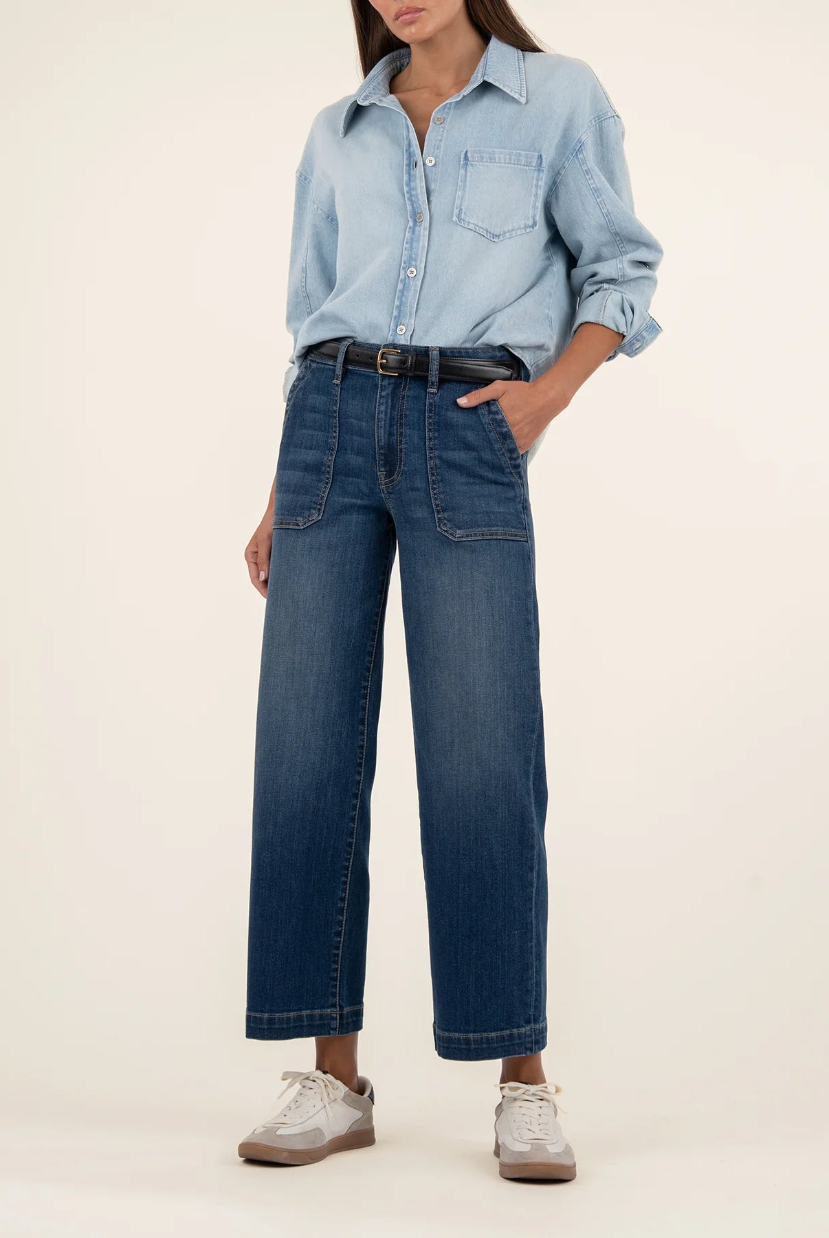 KUT FROM THE KLOTH: Charlotte Jeans-Reflective-5- Denim-KUT FROM THE KLOTH-Usher & Co - Women's Boutique Located in Atoka, OK and Durant, OK
