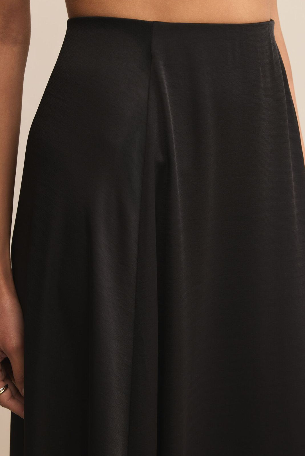 Z SUPPLY: Northpointe Midi Skirt-Black-4- Bottoms-Z SUPPLY-Usher & Co - Women's Boutique Located in Atoka, OK and Durant, OK