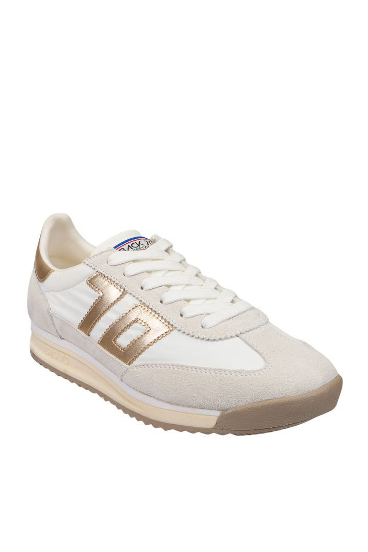 Back 70 Barkley Jogger sneaker in white with metallic gold stripe accents and suede panels