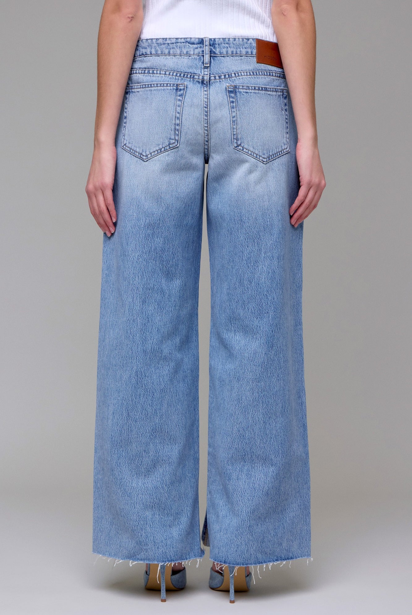 HIDDEN: Nori Mid Rise Wide Leg-5- Denim-Hidden-Usher & Co - Women's Boutique Located in Atoka, OK and Durant, OK