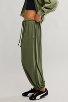 Free People Movement: Momentum Balloon Pants - Ivy-4- Bottoms-Free People Movement-Usher & Co - Women's Boutique Located in Atoka, OK and Durant, OK