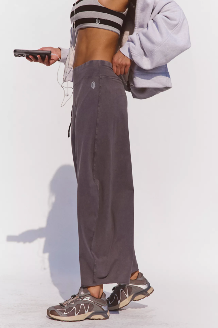 Free People Movement: Hot Shot Easy Pant - Vintage Black-4- Bottoms-Free People Movement-Usher & Co - Women's Boutique Located in Atoka, OK and Durant, OK