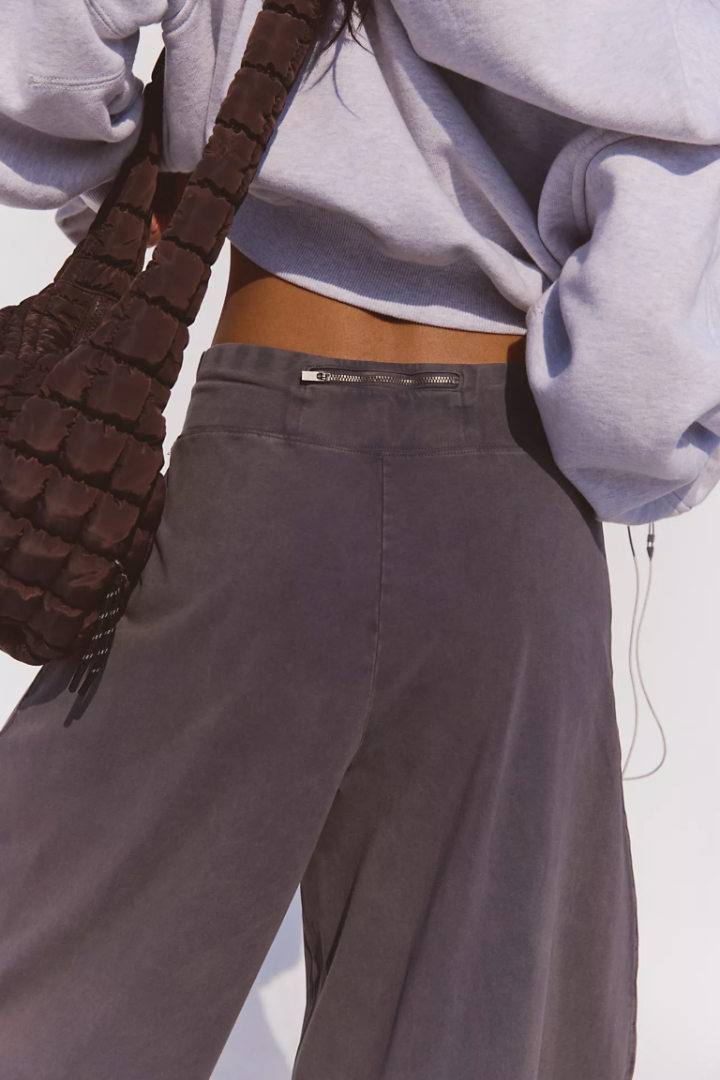 Free People Movement: Hot Shot Easy Pant - Vintage Black-4- Bottoms-Free People Movement-Usher & Co - Women's Boutique Located in Atoka, OK and Durant, OK