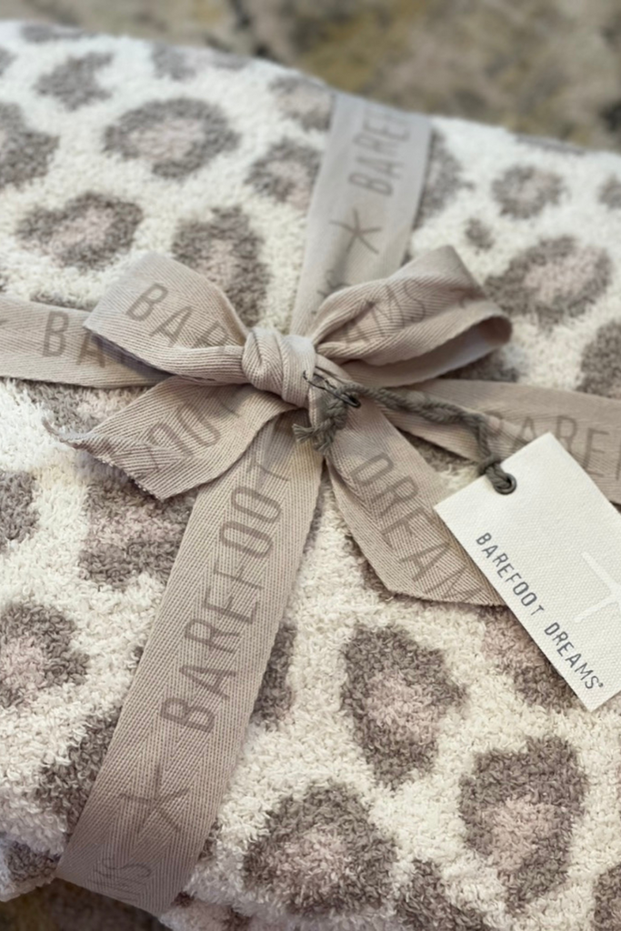 Shop Gifts | Usher & Co. | Women's Fashion Boutique Located in Atoka and Durant, OK
