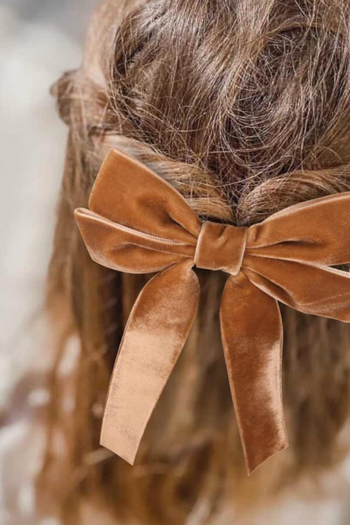 Bree Velvet Bow Clip-Hair Accessories-Swan Madchen-Usher & Co - Women's Boutique Located in Atoka, OK and Durant, OK