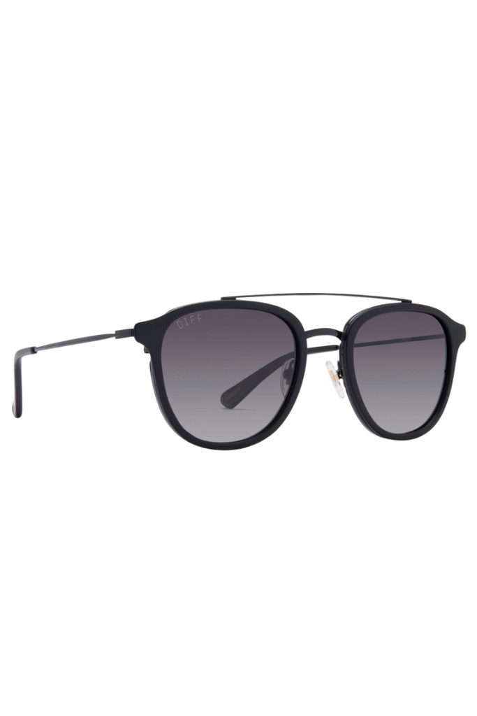 DIFF: Camden Matte Black+Gray Gradient-Sunglasses-DIFF-Usher & Co - Women's Boutique Located in Atoka, OK and Durant, OK