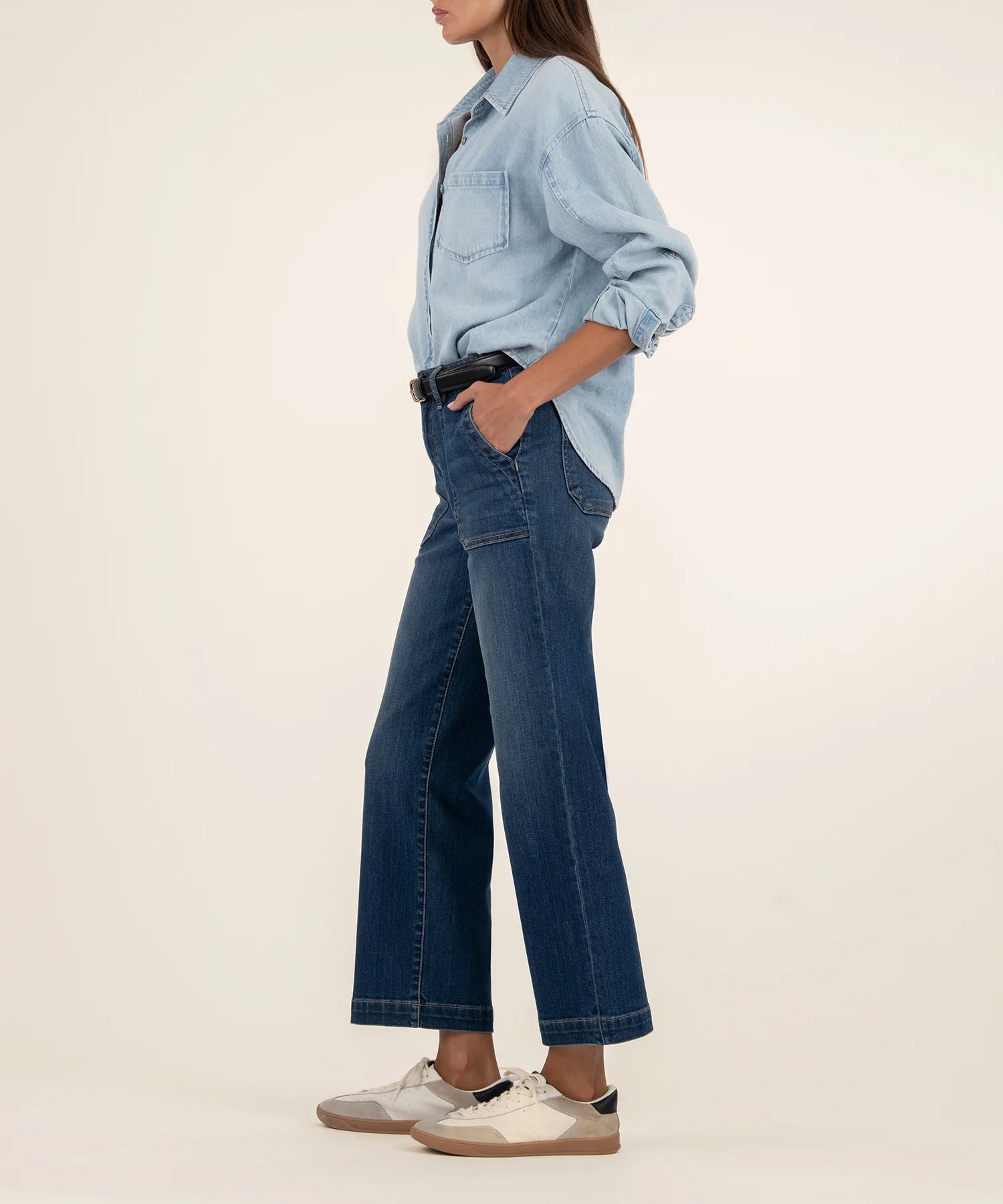 KUT FROM THE KLOTH: Charlotte Jeans-Reflective-5- Denim-KUT FROM THE KLOTH-Usher & Co - Women's Boutique Located in Atoka, OK and Durant, OK