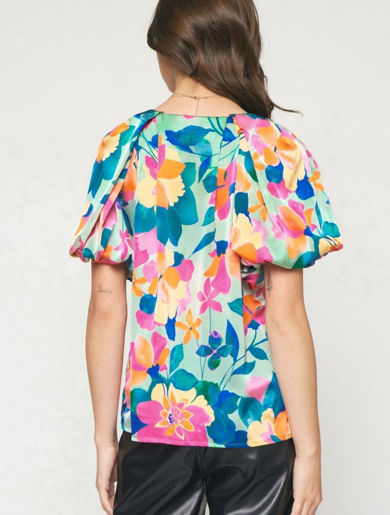 Fabulous Floral Top-Short Sleeve Tops-Entro-Usher & Co - Women's Boutique Located in Atoka, OK and Durant, OK