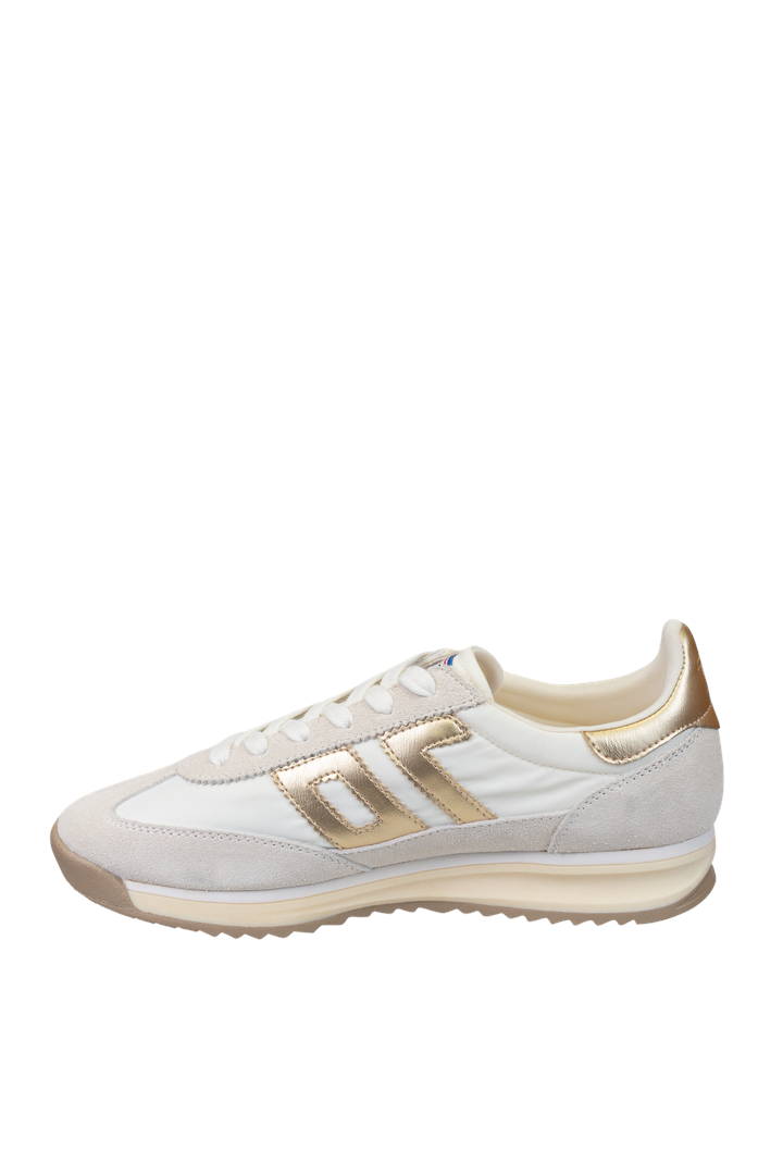 Back 70 Barkley Jogger sneaker in white with metallic gold stripe accents and heel detail