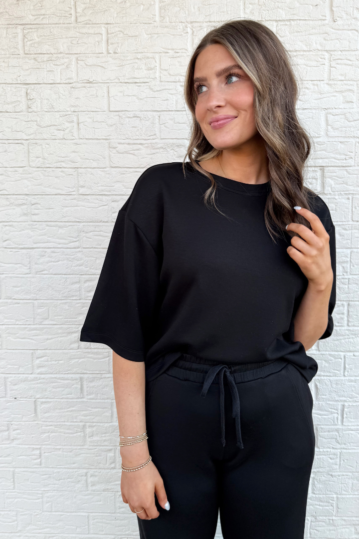 Cecelia Oversized Top-1- Tops-HYFVE-Usher & Co - Women's Boutique Located in Atoka, OK and Durant, OK