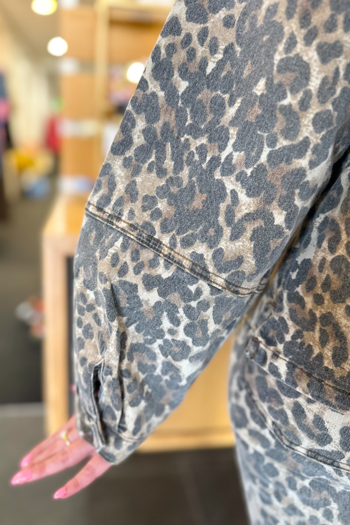 Kut From The Kloth: Bailey Jacket - Tan/Brown-1- Tops-KUT FROM THE KLOTH-Usher & Co - Women's Boutique Located in Atoka, OK and Durant, OK
