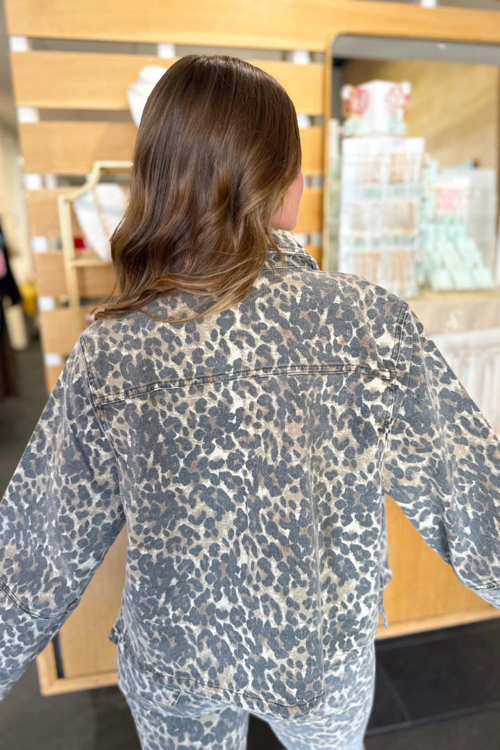 Kut From The Kloth: Bailey Jacket - Tan/Brown-1- Tops-KUT FROM THE KLOTH-Usher & Co - Women's Boutique Located in Atoka, OK and Durant, OK