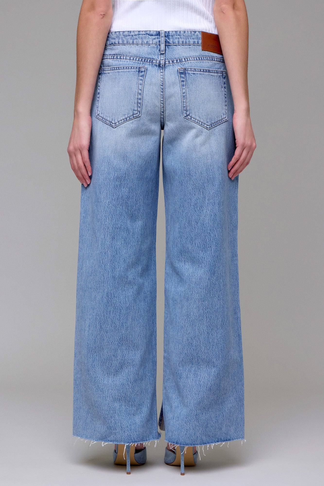 HIDDEN: Nori Mid Rise Wide Leg-5- Denim-Hidden-Usher & Co - Women's Boutique Located in Atoka, OK and Durant, OK