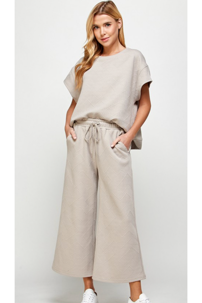 The Traveller Cropped Wide Leg Pants-Sets-SEE AND BE SEEN-Usher & Co - Women's Boutique Located in Atoka, OK and Durant, OK