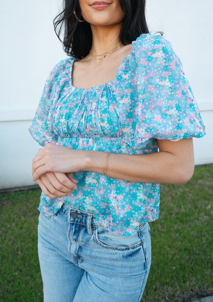 Wide Open Road Top-Short Sleeve Tops-Entro-Usher & Co - Women's Boutique Located in Atoka, OK and Durant, OK