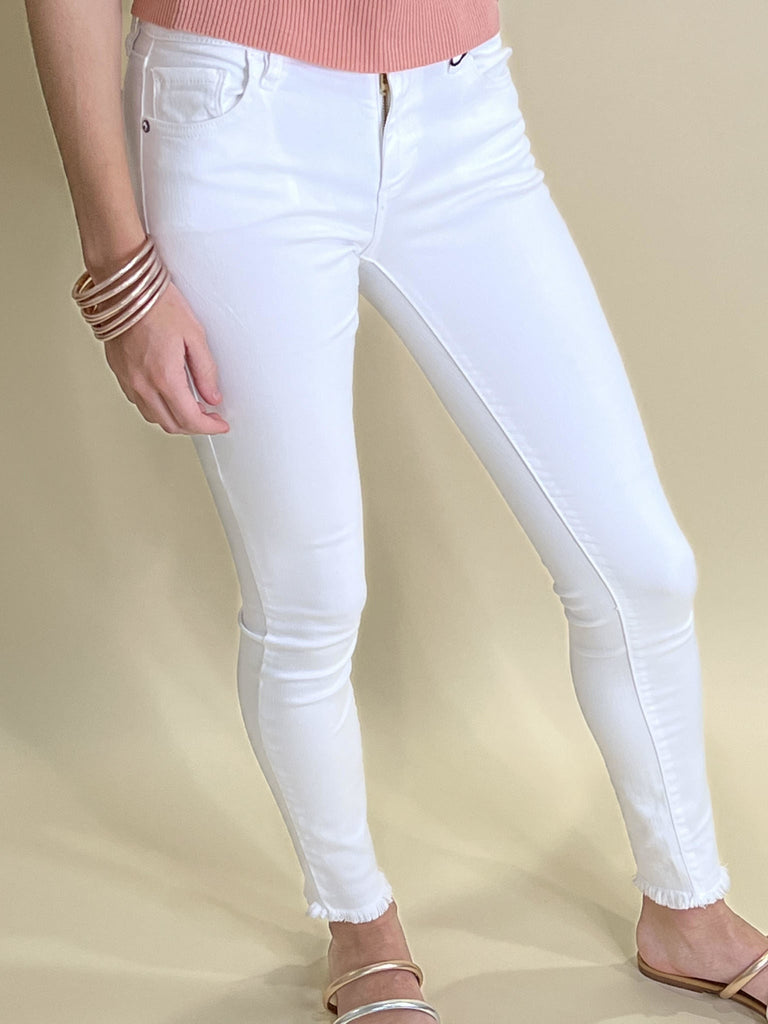 Hidden: Amelia Skinny White-Jeans-Hidden-Usher & Co - Women's Boutique Located in Atoka, OK and Durant, OK