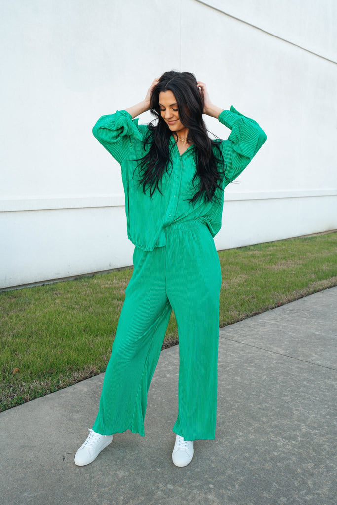 Favella Set, Green-Long Sleeve Tops-TCEC-Usher & Co - Women's Boutique Located in Atoka, OK and Durant, OK